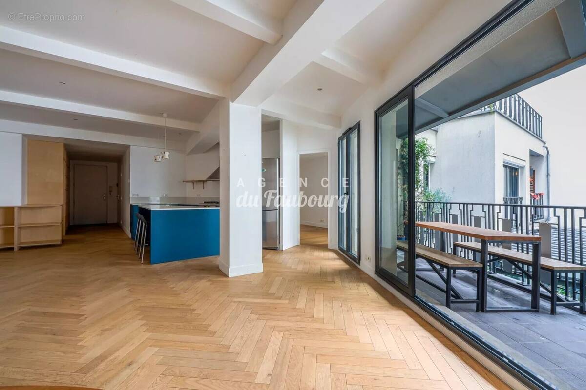 Appartement à PARIS-10E