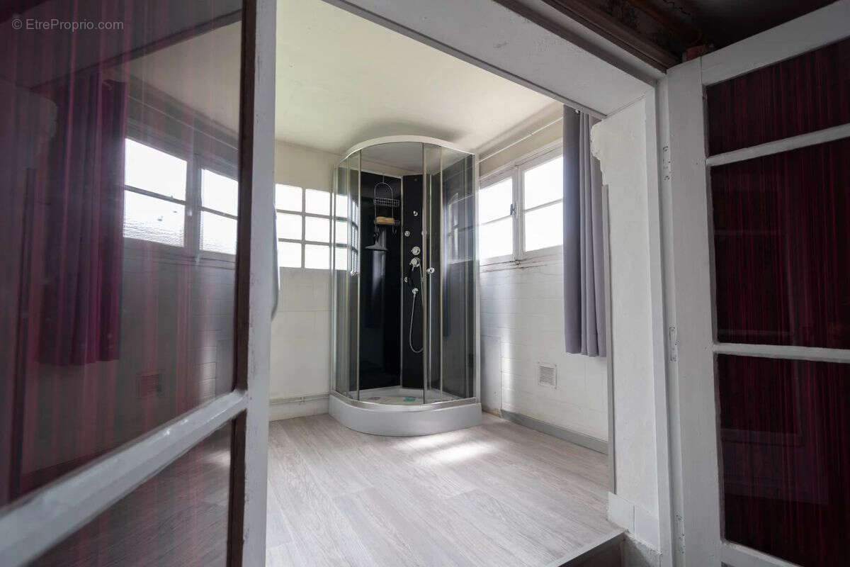 Maison à FERRIERES-EN-BRAY