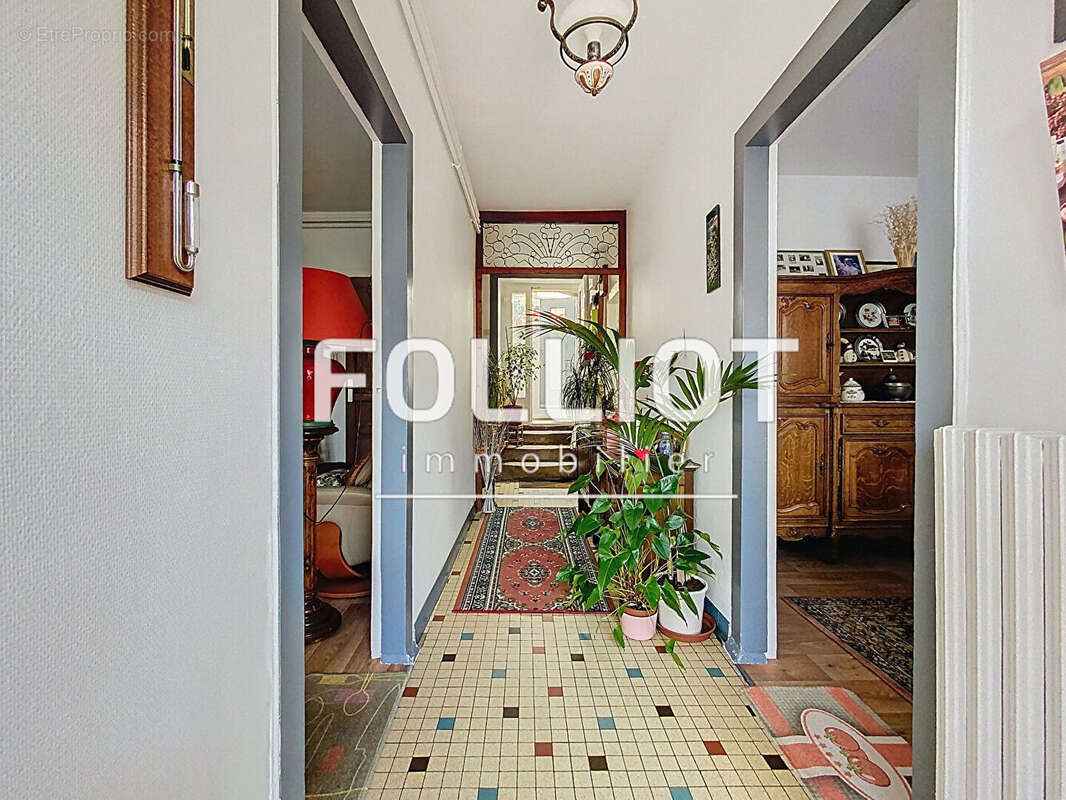 Maison à BRICQUEBEC