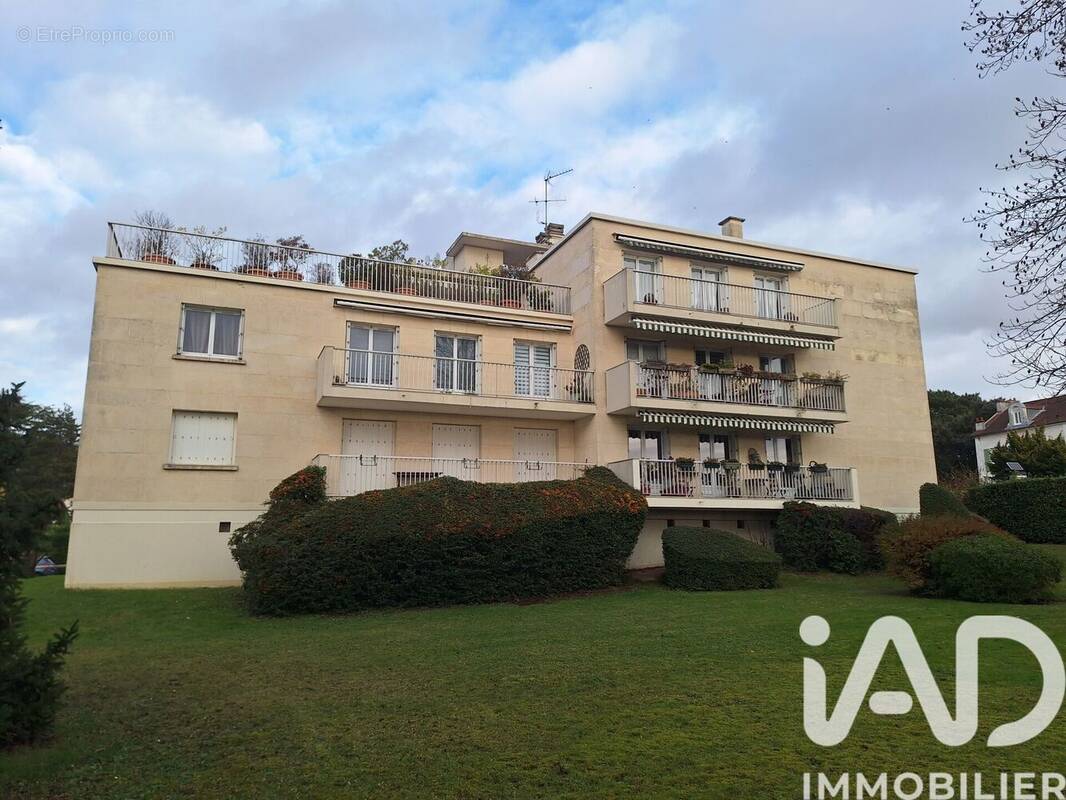 Photo 1 - Appartement à MARGENCY