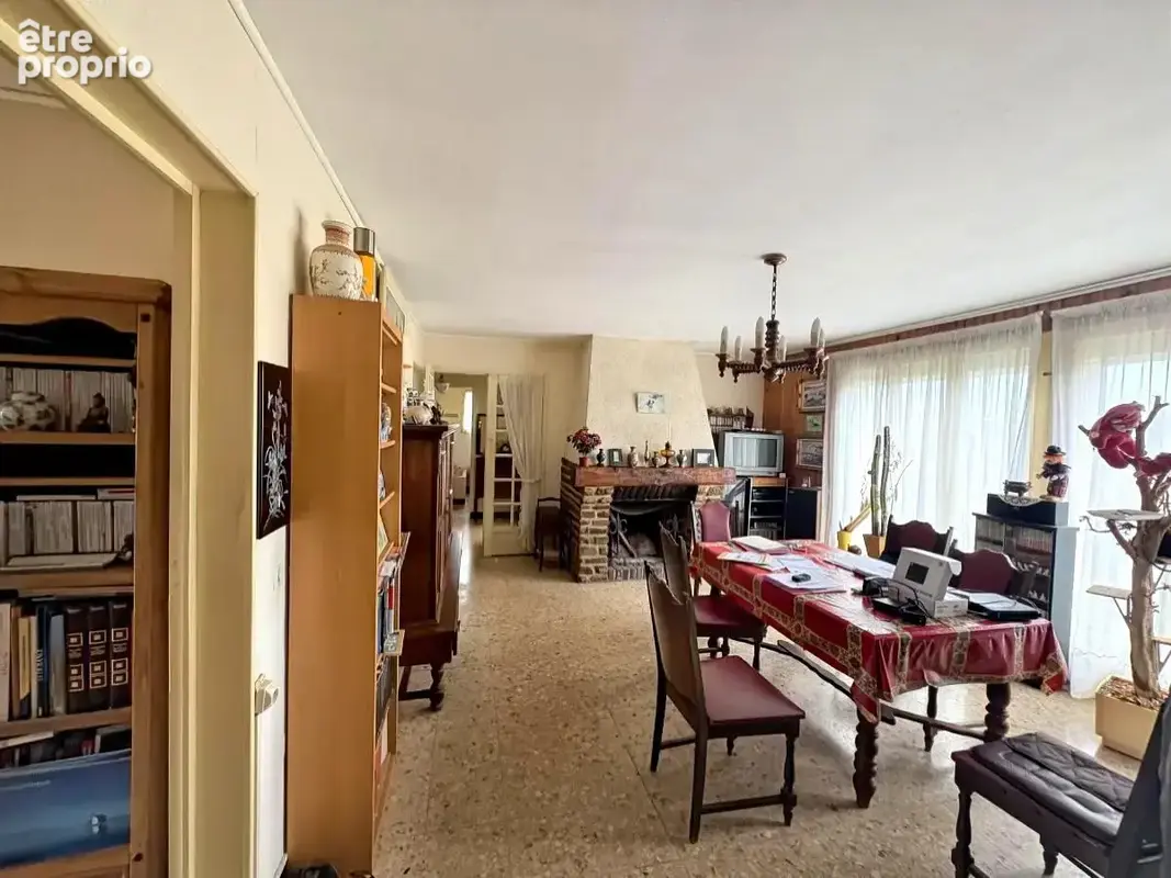 Maison 85 m² à Saint-Cyr-Du-Ronceray  - photo 2
