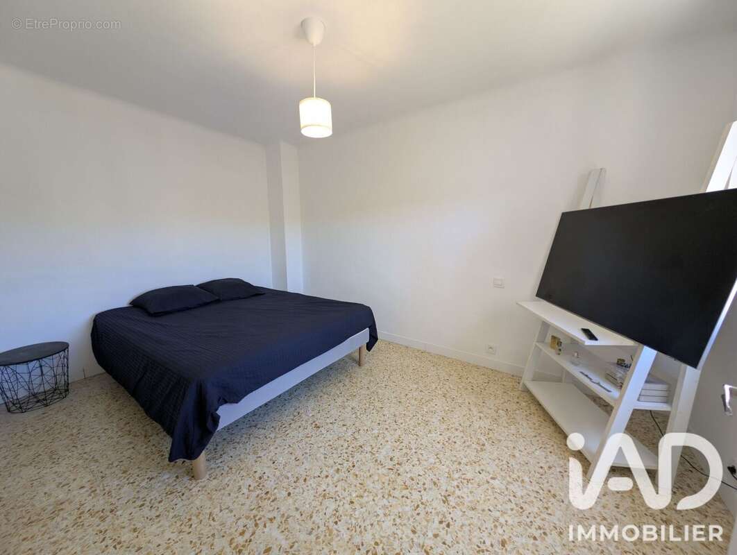 Maison 96 m² à Cogolin  - photo 7