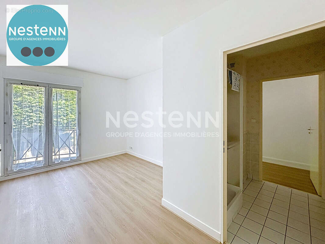 Au coeur de Blois Bel appartement avec terrasse Vue LOIRE, séjour spacieux, 3 chambres, cuisine équipée, garage et place de park - photo 6