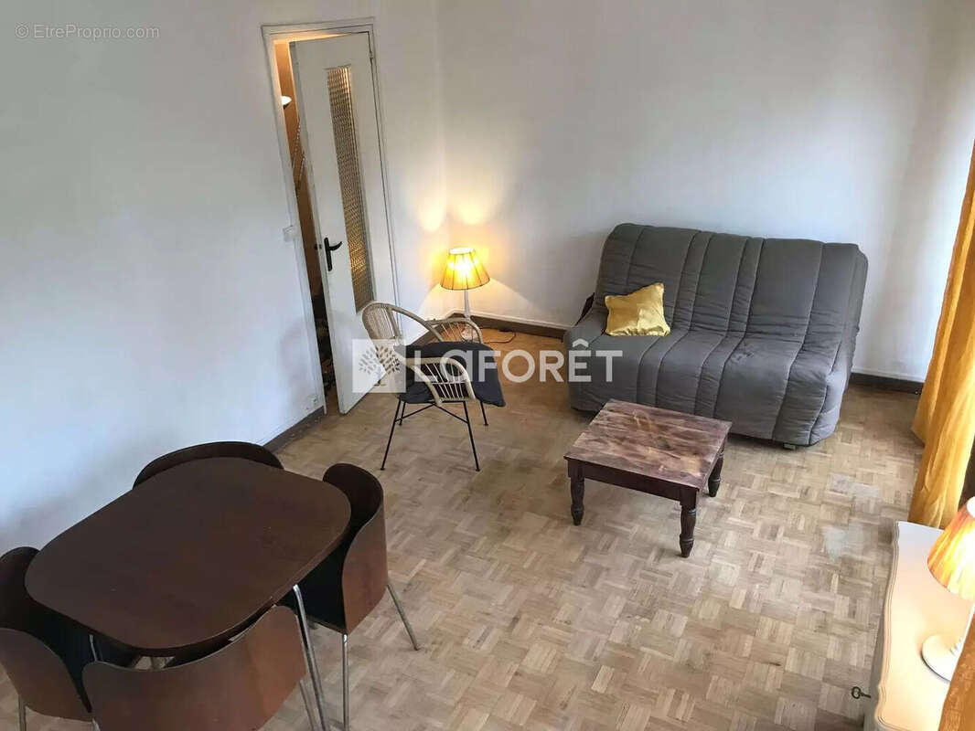 Appartement à FONTENAY-SOUS-BOIS