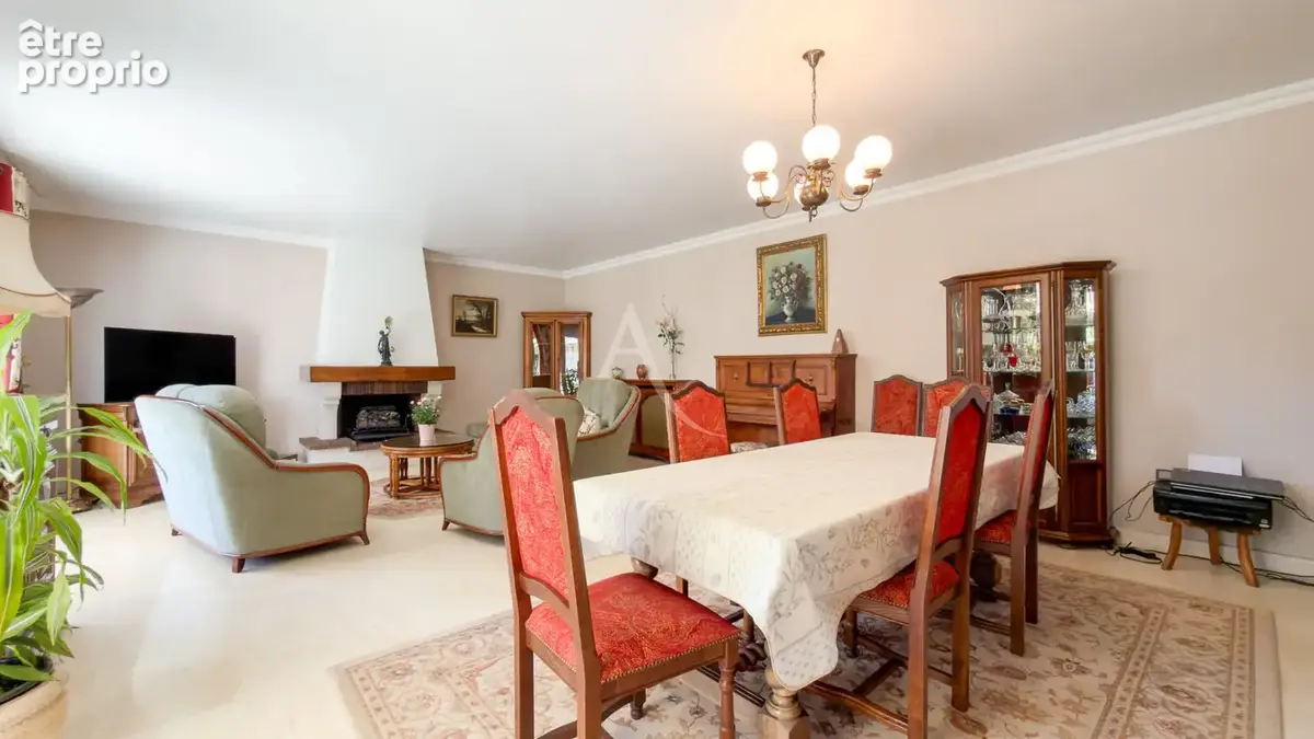 Belle propriété de 7 pièces de 160 m2. - photo 2