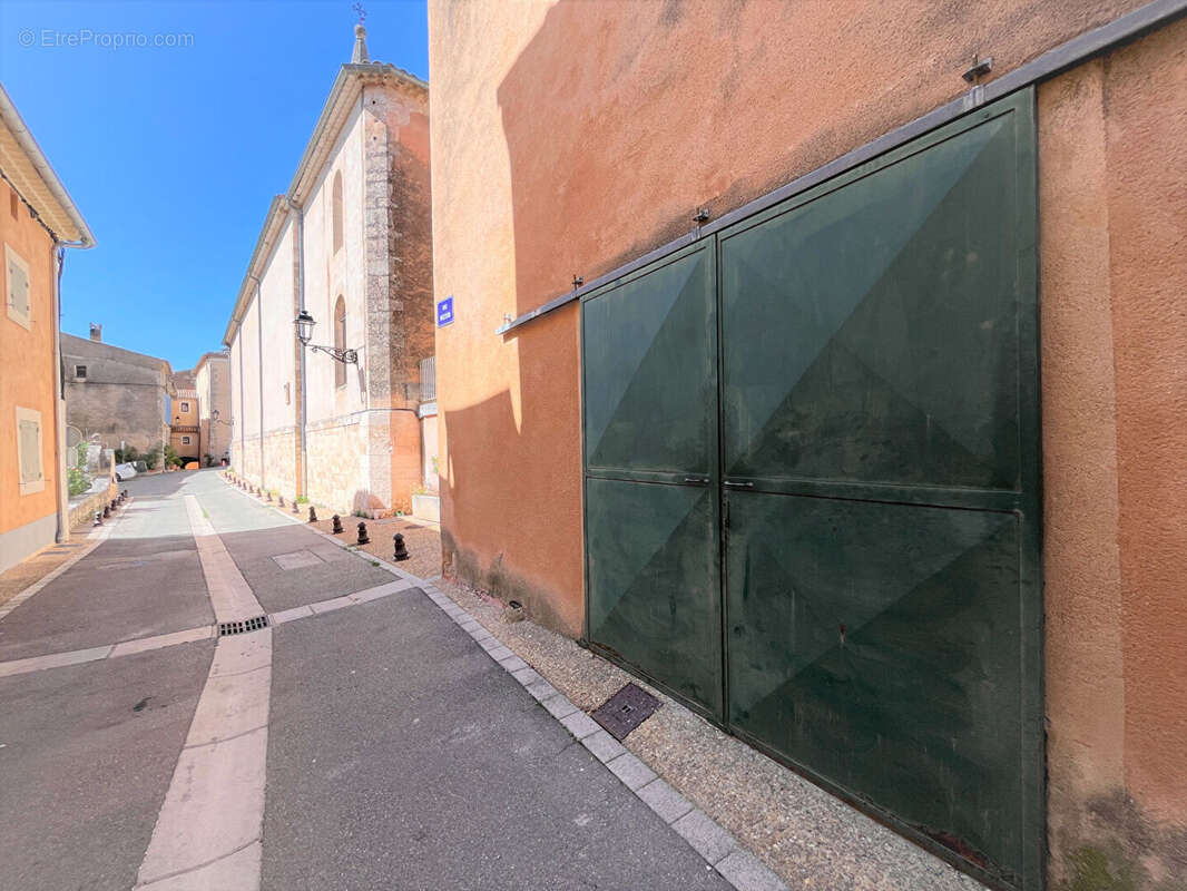 Appartement à SAINT-SATURNIN-LES-APT