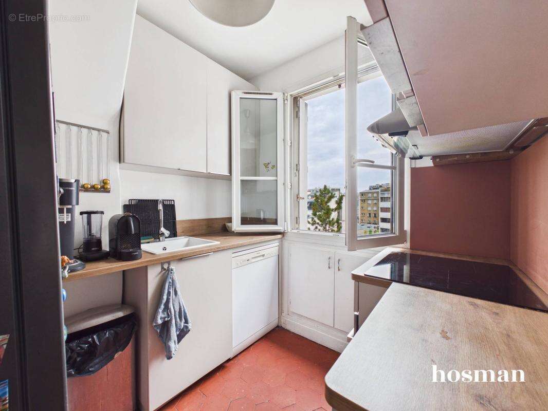 Appartement à PARIS-19E