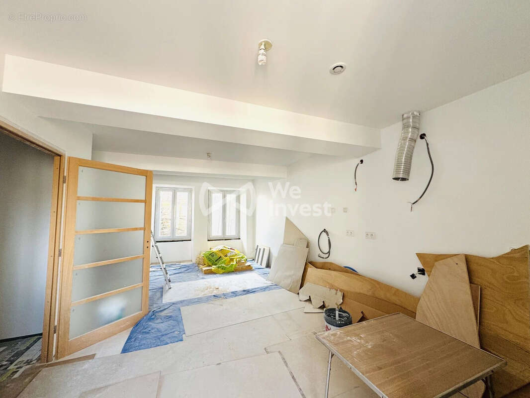 Maison à LES MARTRES-DE-VEYRE