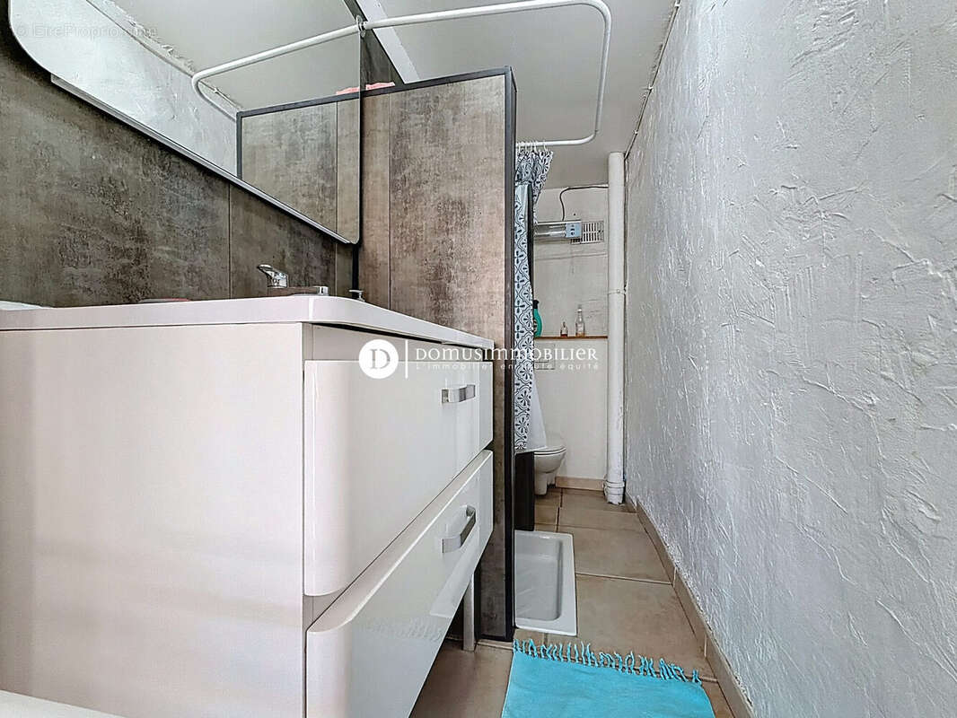Appartement à SAINT-SATURNIN-LES-AVIGNON