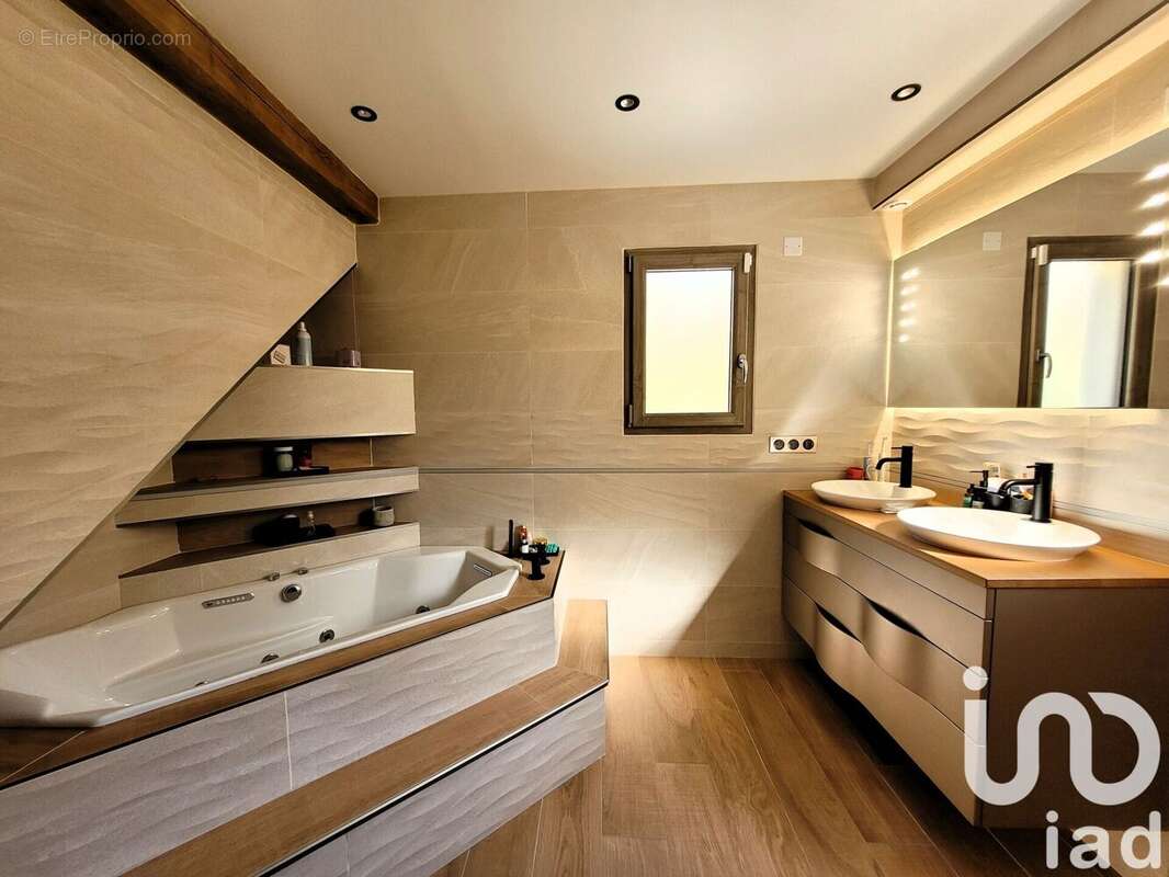 Photo 6 - Maison à ROCHEFORT-EN-YVELINES