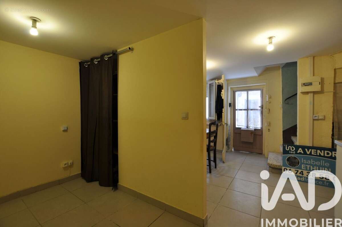 Photo 3 - Maison à SAINT-LAURENT-DE-LA-SALANQUE