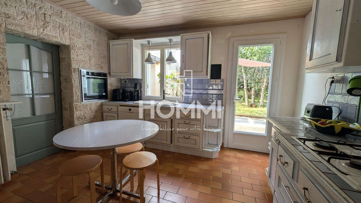 Maison 138 m² à Mouzeil  - photo 5