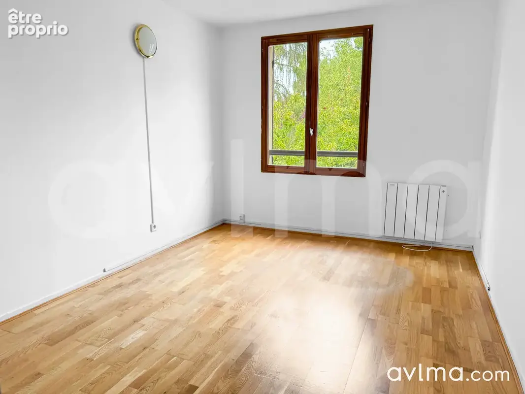 Maison familiale en plein coeur du village - photo 11