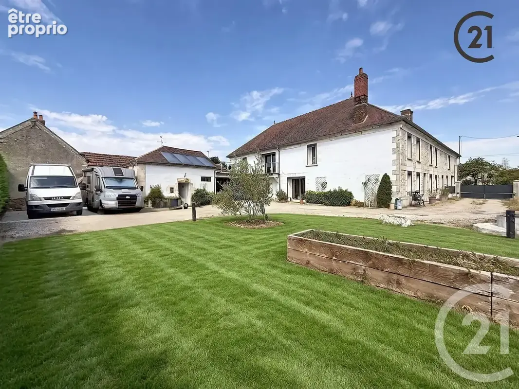 Maison 12 pièces 363 m² à vendre à Auxerre (89000) - photo 2