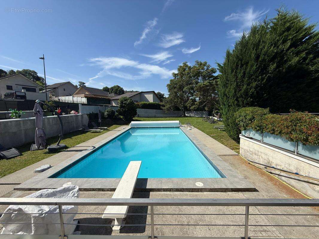 Appartement à VIVIERS-DU-LAC