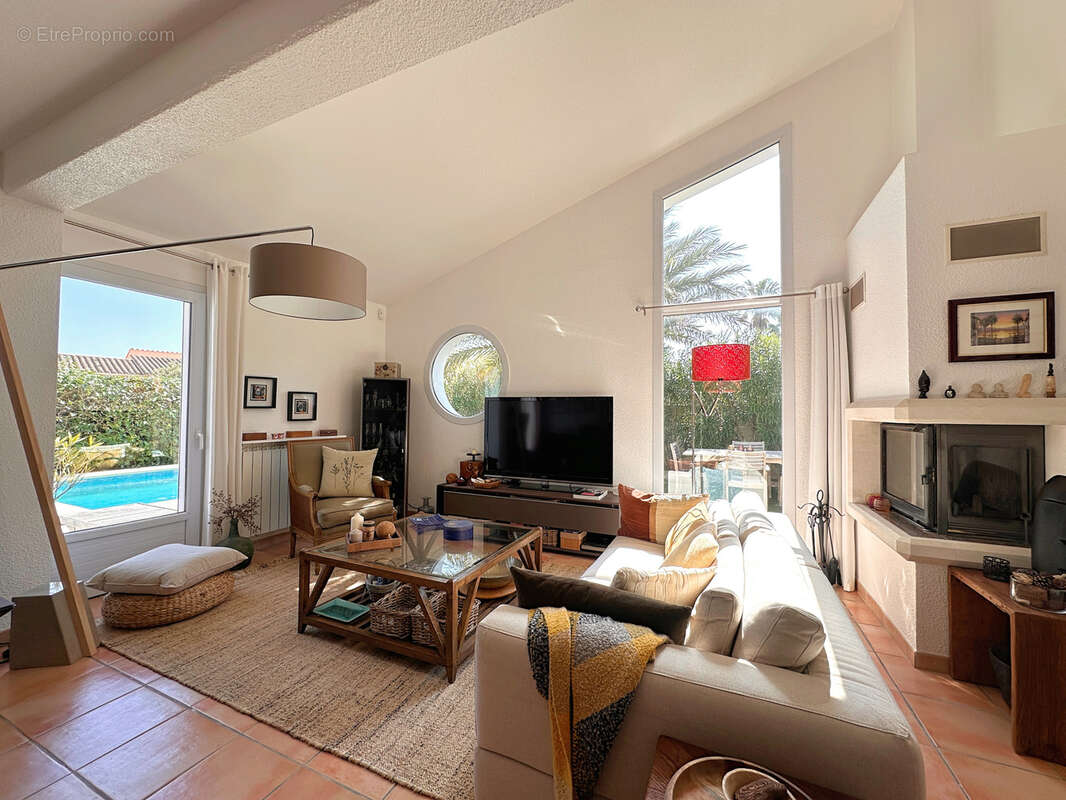 Maison à SAINT-CYPRIEN