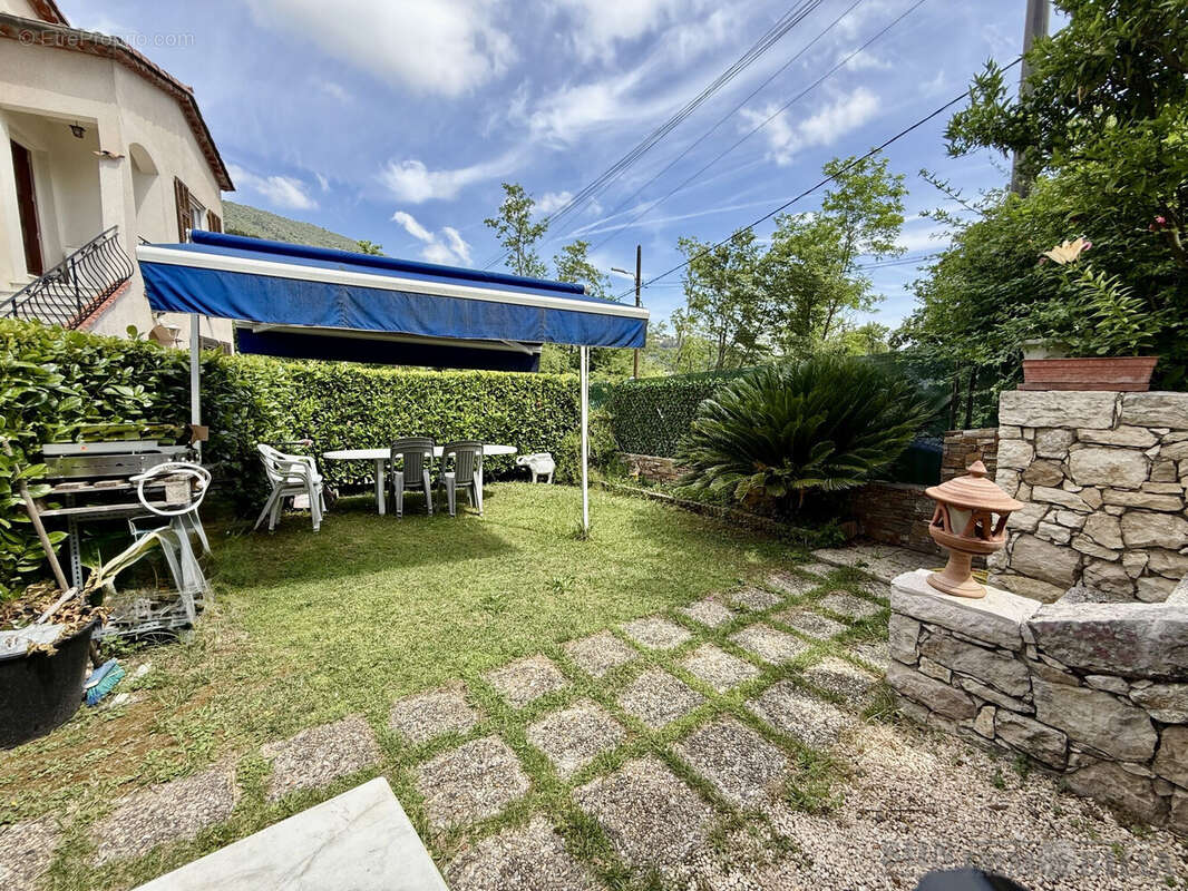 Appartement 87 m² à Saint-Jeannet  - photo 4