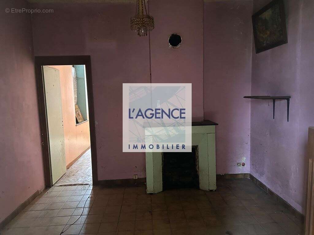 Maison à COUCY-LES-EPPES