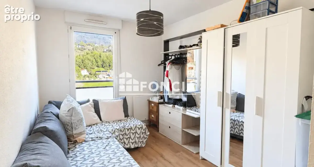 Appartement T3 avec balcon, piscine et stationnements - photo 6