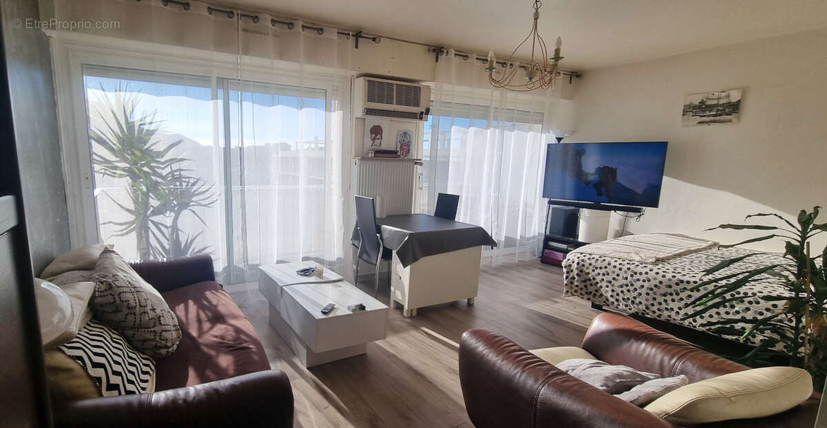 Appartement à MARSEILLE-8E