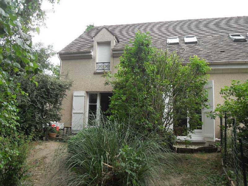 Appartement à EPERNON