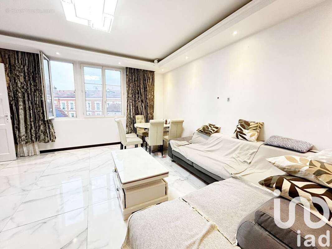 Photo 2 - Appartement à LE BOURGET