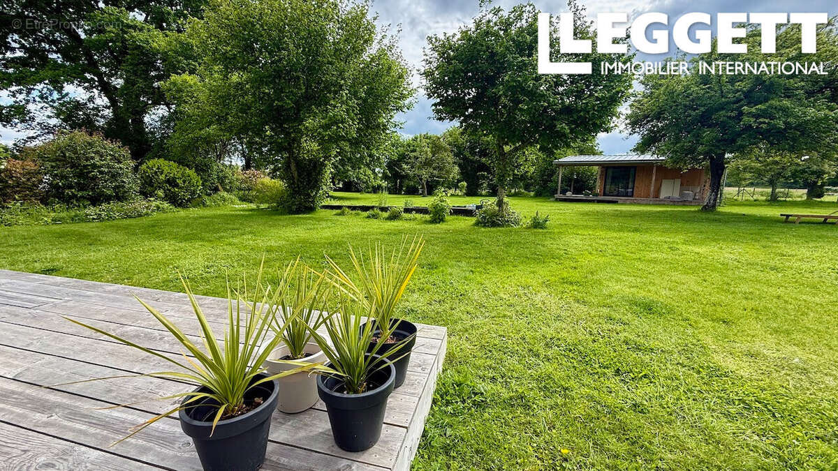 Maison à LE RIBAY