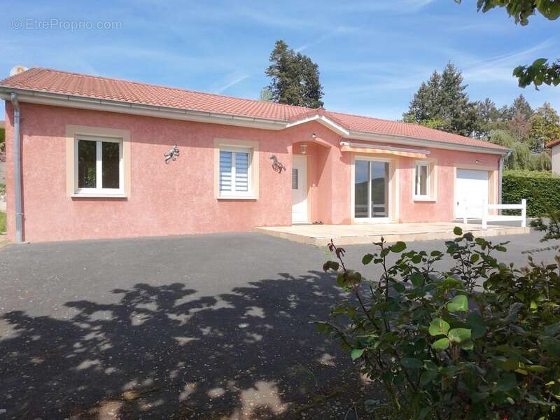 Maison à CHAUFFAILLES