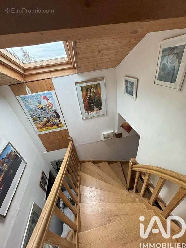 Maison 186 m² à Lunan  - photo 8