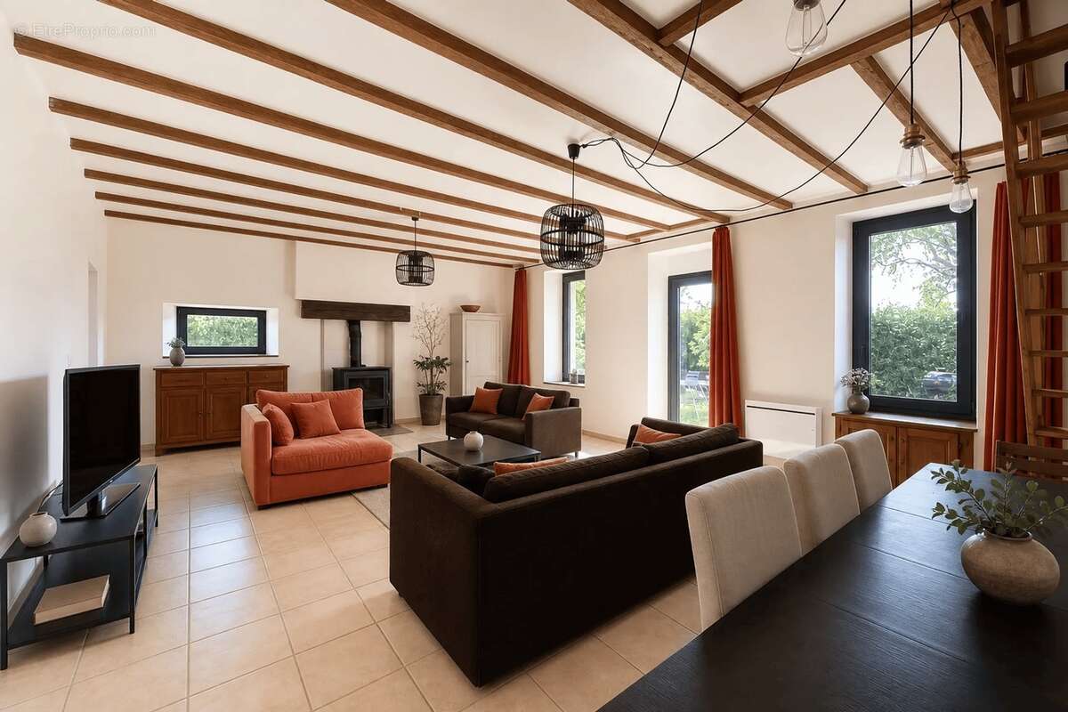 Maison familiale en pierres de caractère – 205 m² – 4 chambres – Jardin de 1 000 m² – Bréhan - photo 17