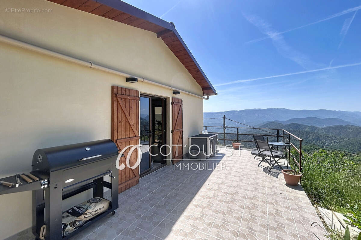Maison 78 m² à Toudon  - photo 4