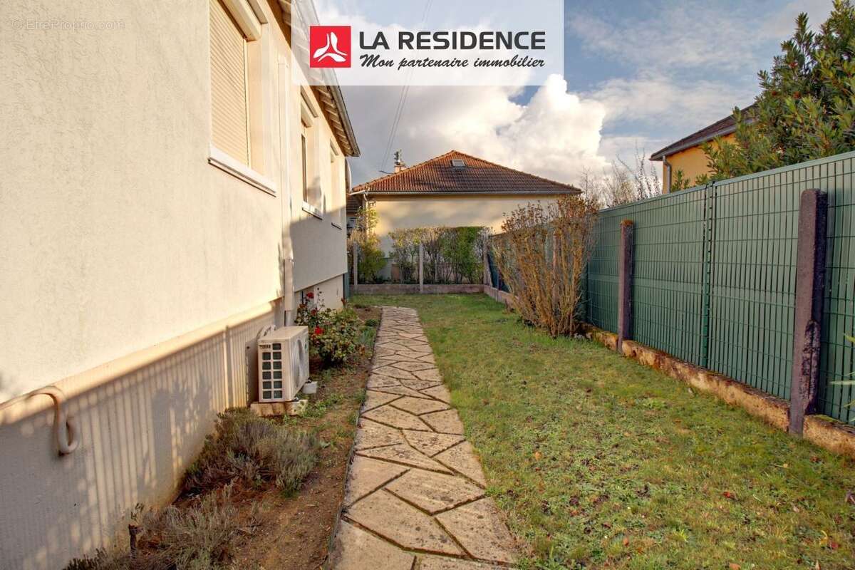 Maison à CONFLANS-SAINTE-HONORINE