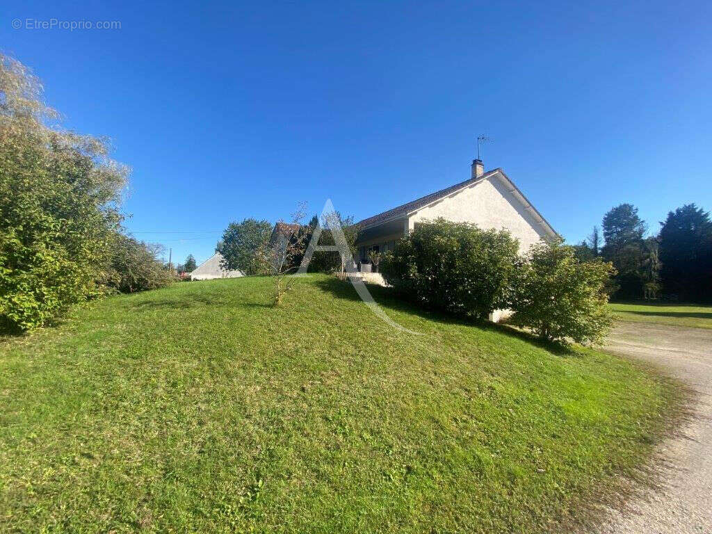 Maison à CHILLEURS-AUX-BOIS