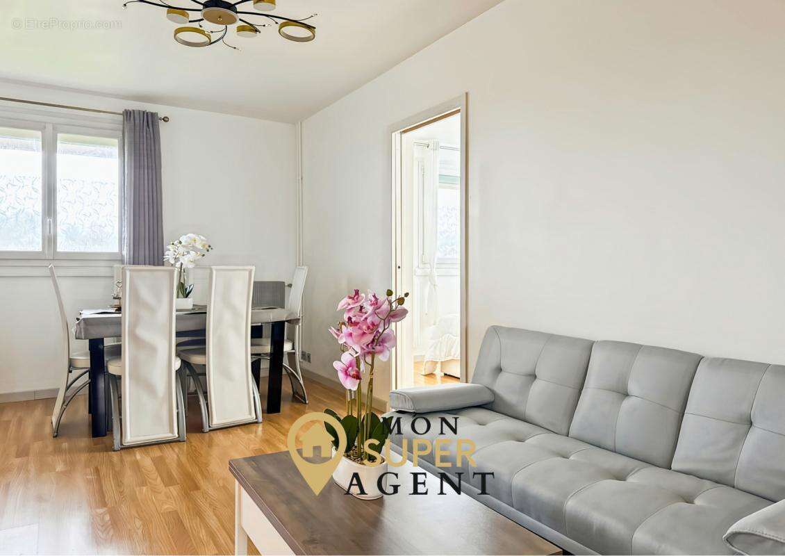 Appartement à MELUN