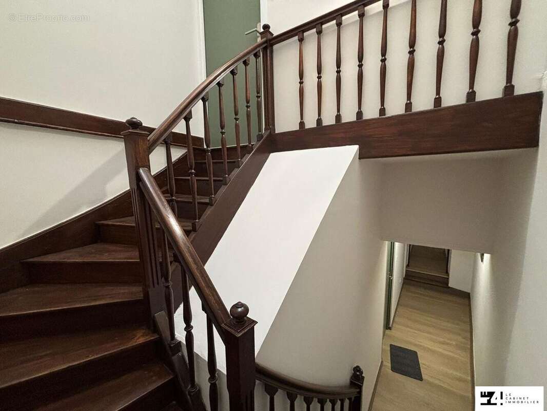 Appartement à CAZERES