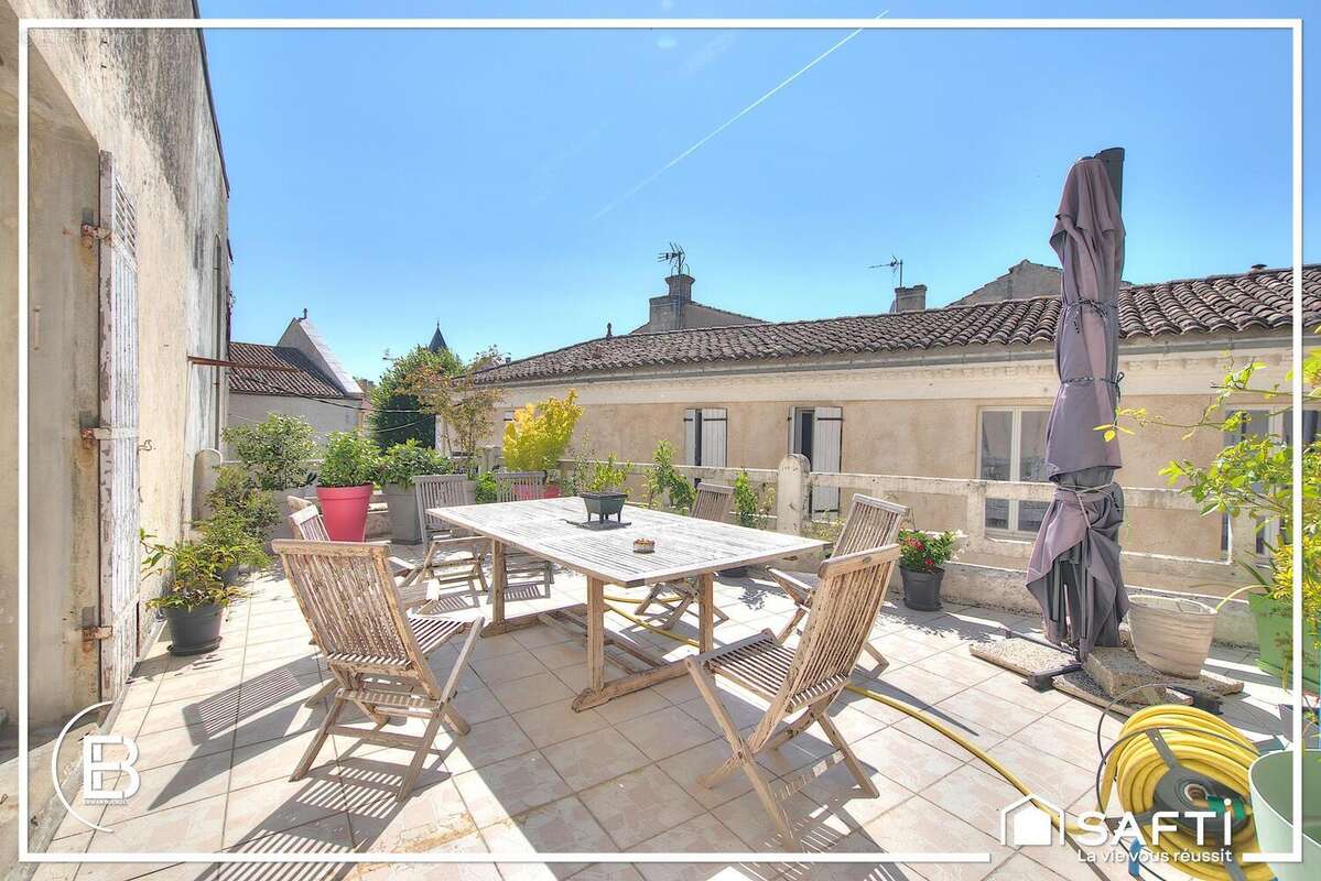 Photo 2 - Maison à SAINT-CHRISTOLY-DE-BLAYE