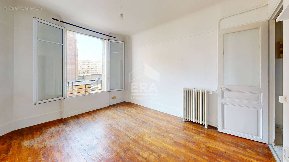 Appartement à PARIS-19E