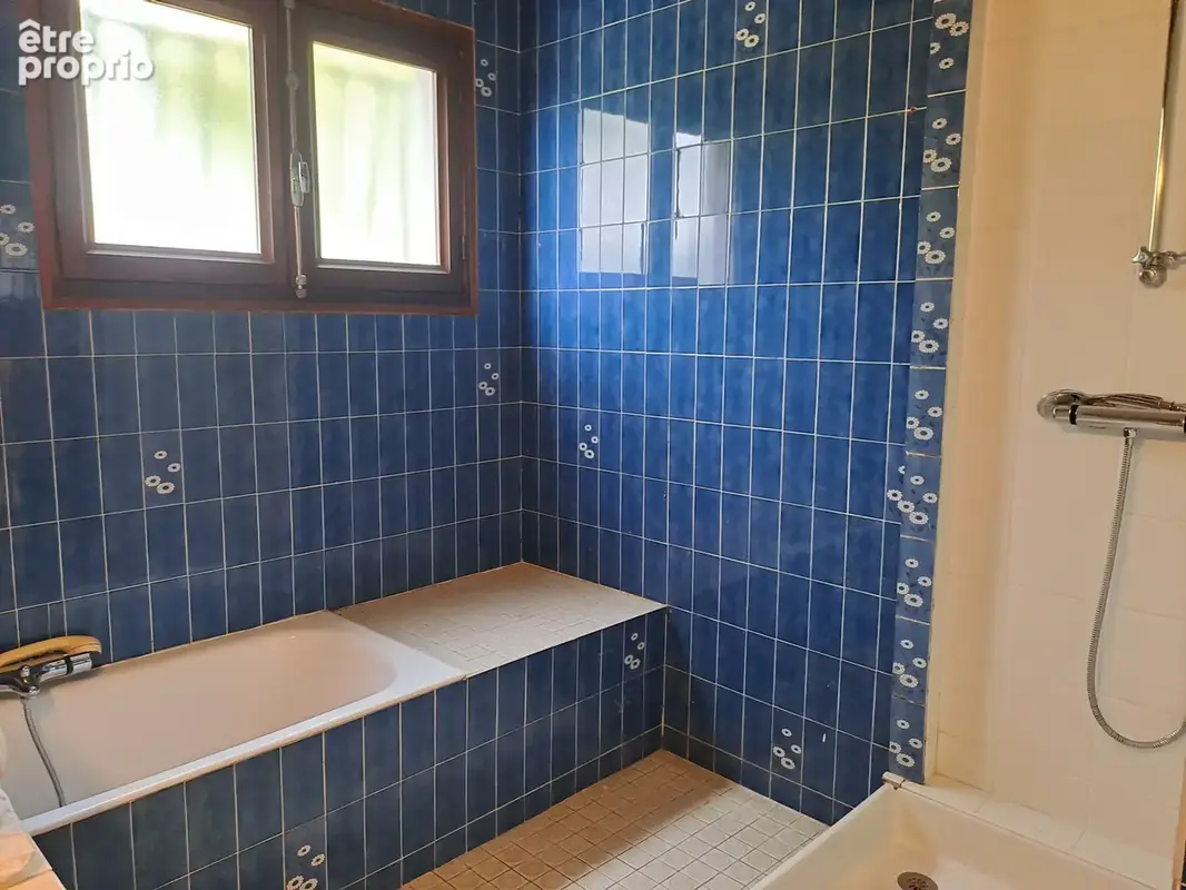 Maison familiale avec piscine à Léognan - photo 8
