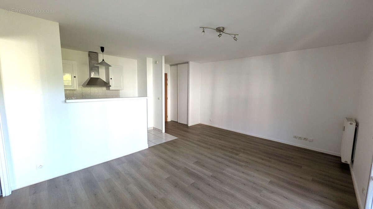 Appartement 40 m² à Eragny  - photo 8
