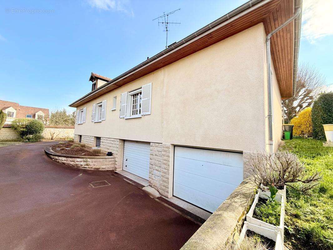 Maison à L'ISLE-ADAM