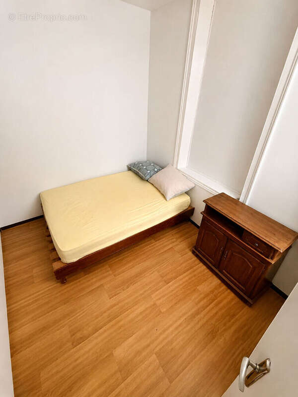 Maison de ville - 11 pièces avec dépendance et local commercial - photo 15