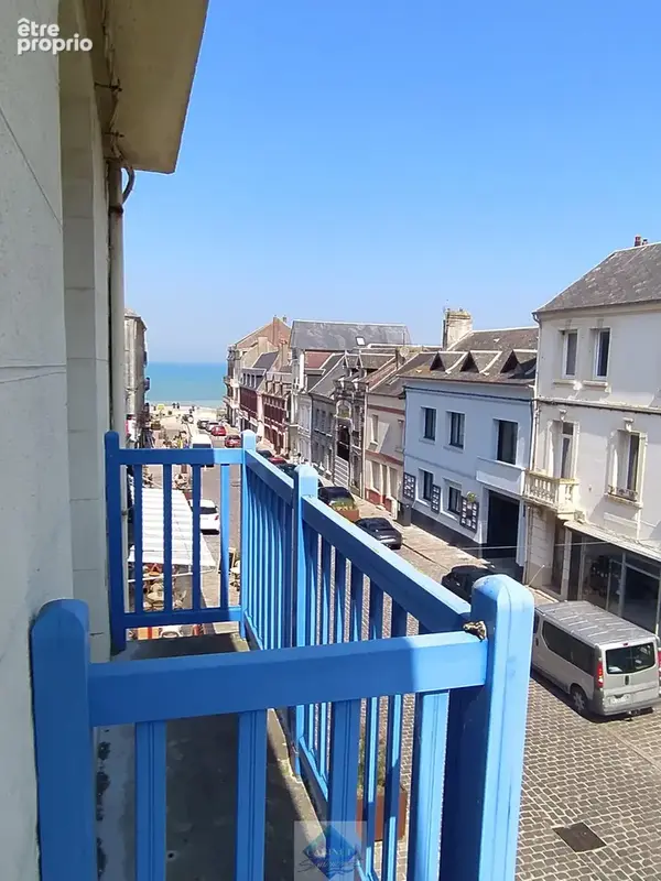 Appartement centre bourg, proximité immédiate de la mer - photo 5