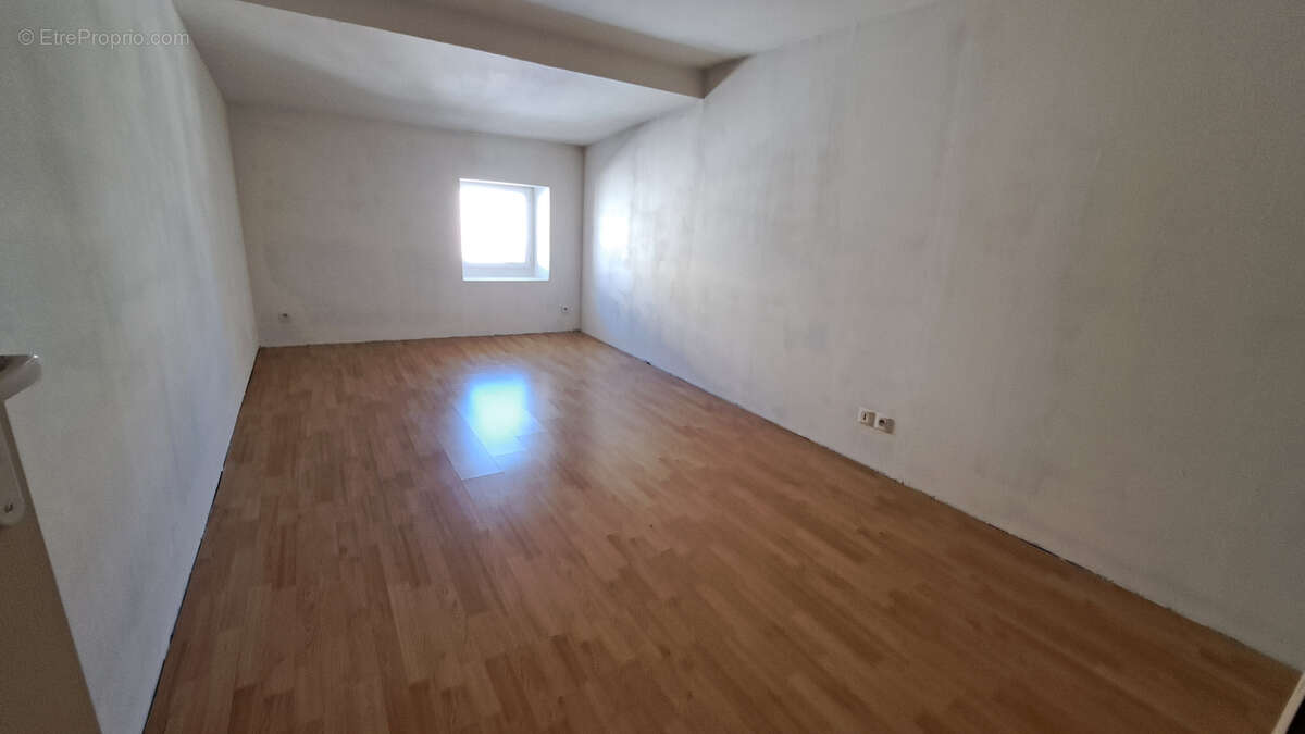 Appartement à GANGES