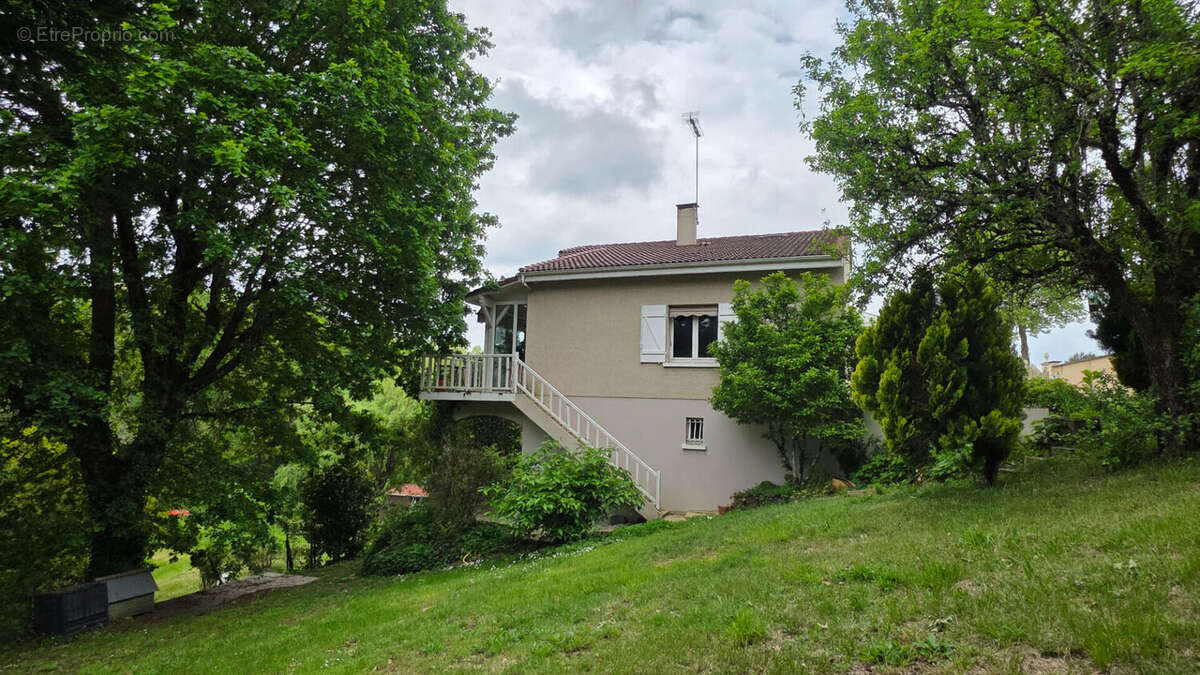 Maison à CASTILLON-LA-BATAILLE