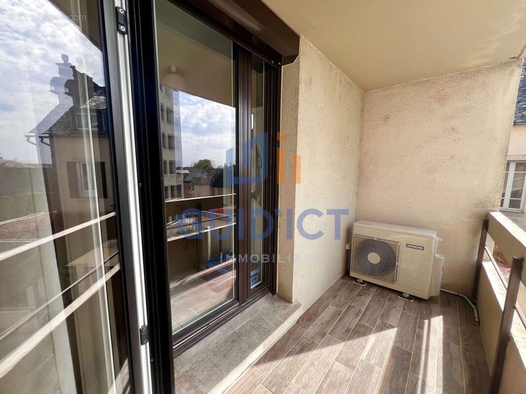 Appartement T4 lumineux entièrement rénové   DPE B   2 balcons   Parking privatif sécurisé - photo 14