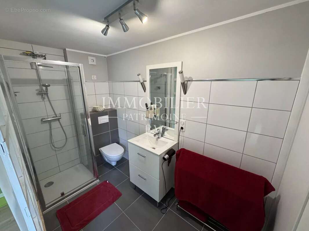 Maison à LA CHAUSSEE-SAINT-VICTOR