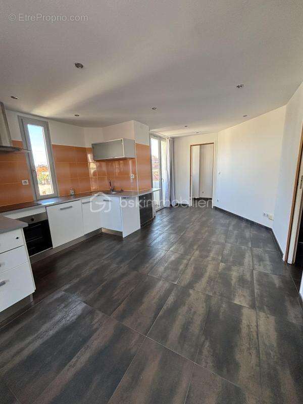 Très bel appartement f2 avec toit terrasse - photo 8