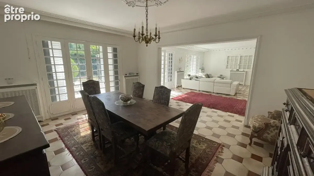 Lamorlaye maison + appartement sur 4500 m2 de terrain - photo 4