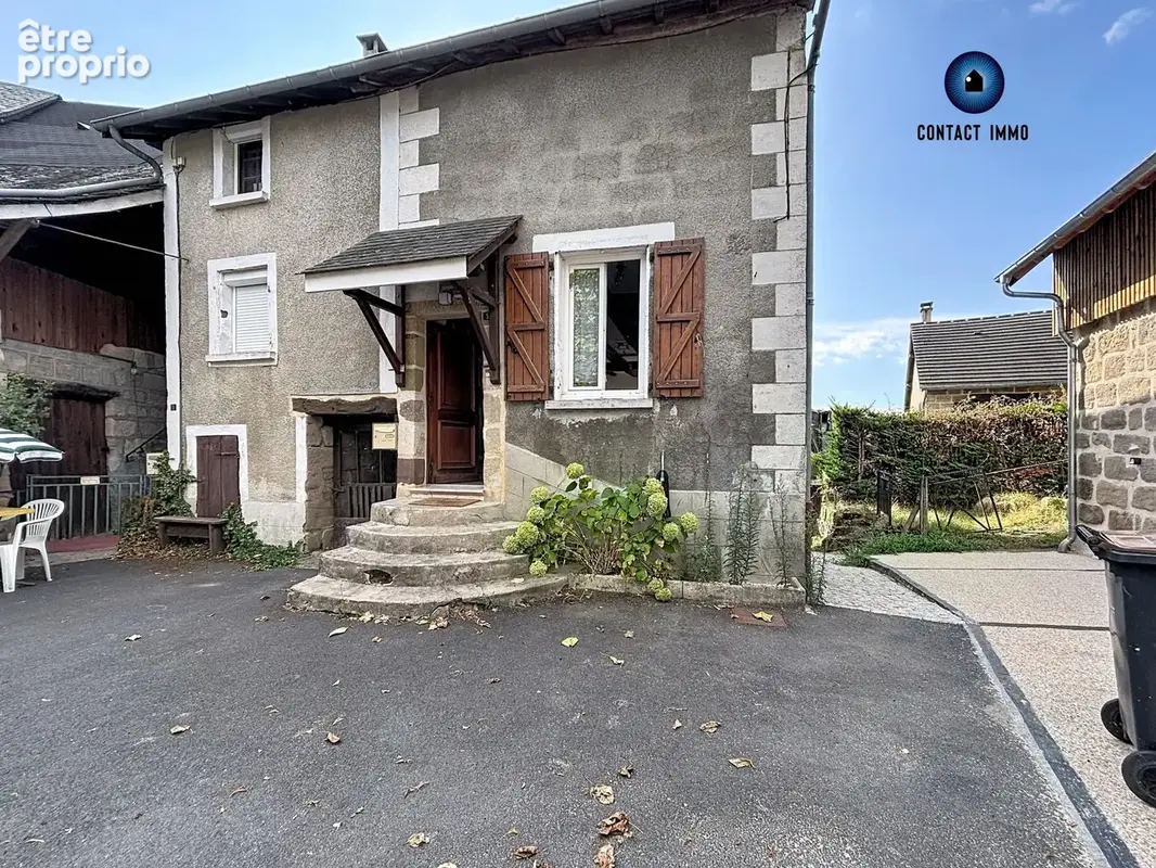 Maison 69 m² à Ussac  - photo 1