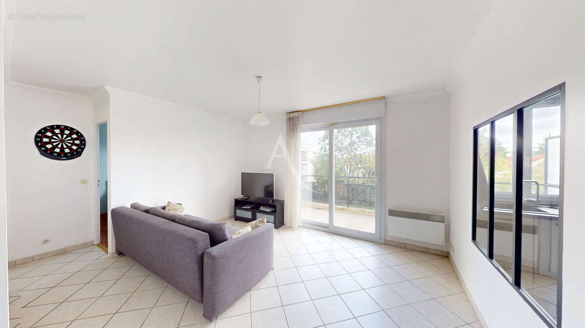 Appartement à VILLEMOMBLE
